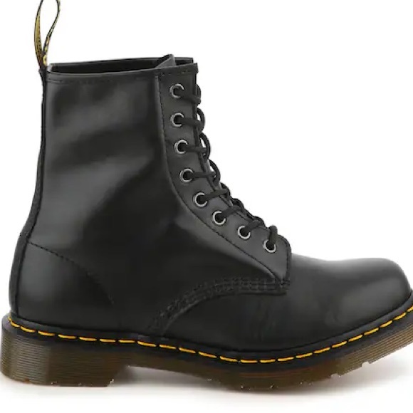 NWOT Dr. Martens 1460 Boot Women’s Size: 8 Color: Black - Picture 7 of 13